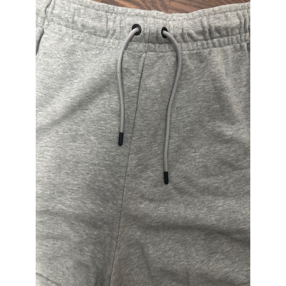 Nike Women's Gray Sweat Shorts 2X Gym Athletic Lounge Casual - Picture 3 of 9